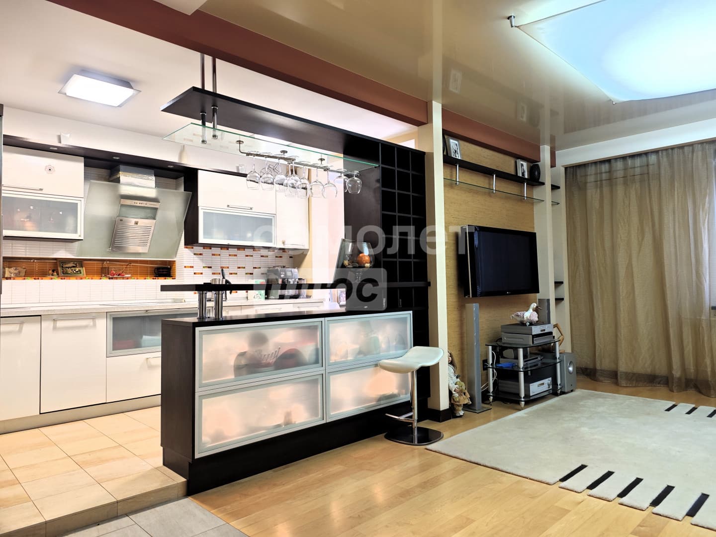3-комн. квартира, 97 м² — миниатюра 2