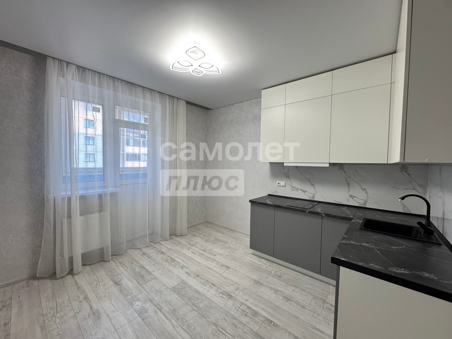 1-комн. квартира, 42 м² — миниатюра 5