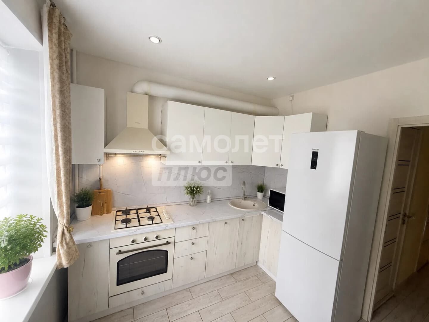 2-комн. квартира, 48 м² — миниатюра 2