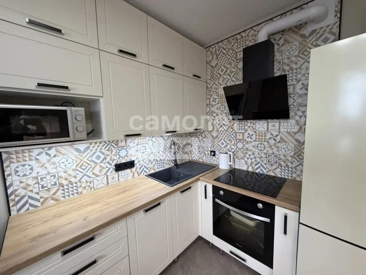 1-комн. квартира, 42 м² — миниатюра 2