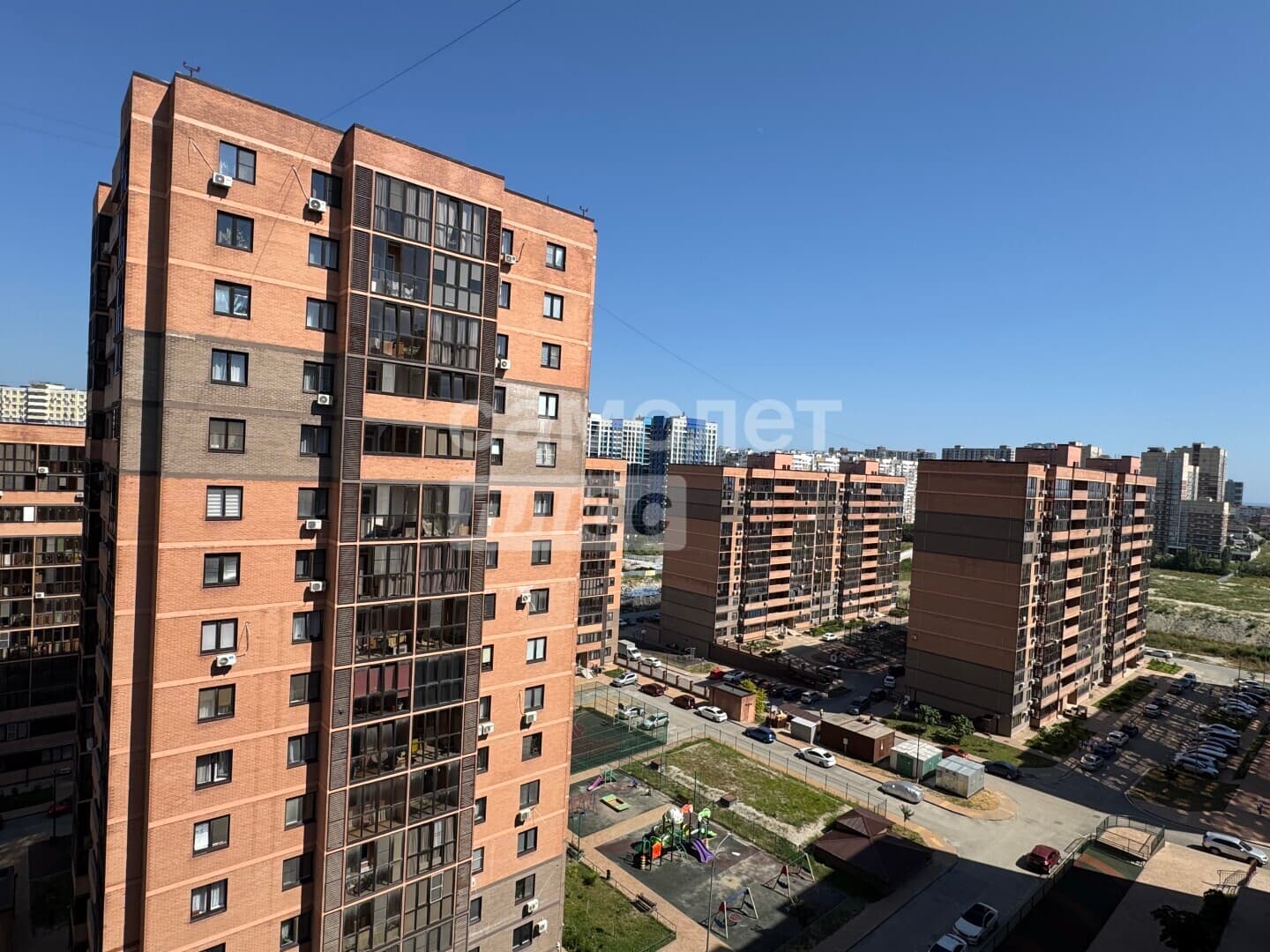 1-комн. квартира, 42 м² — миниатюра 12