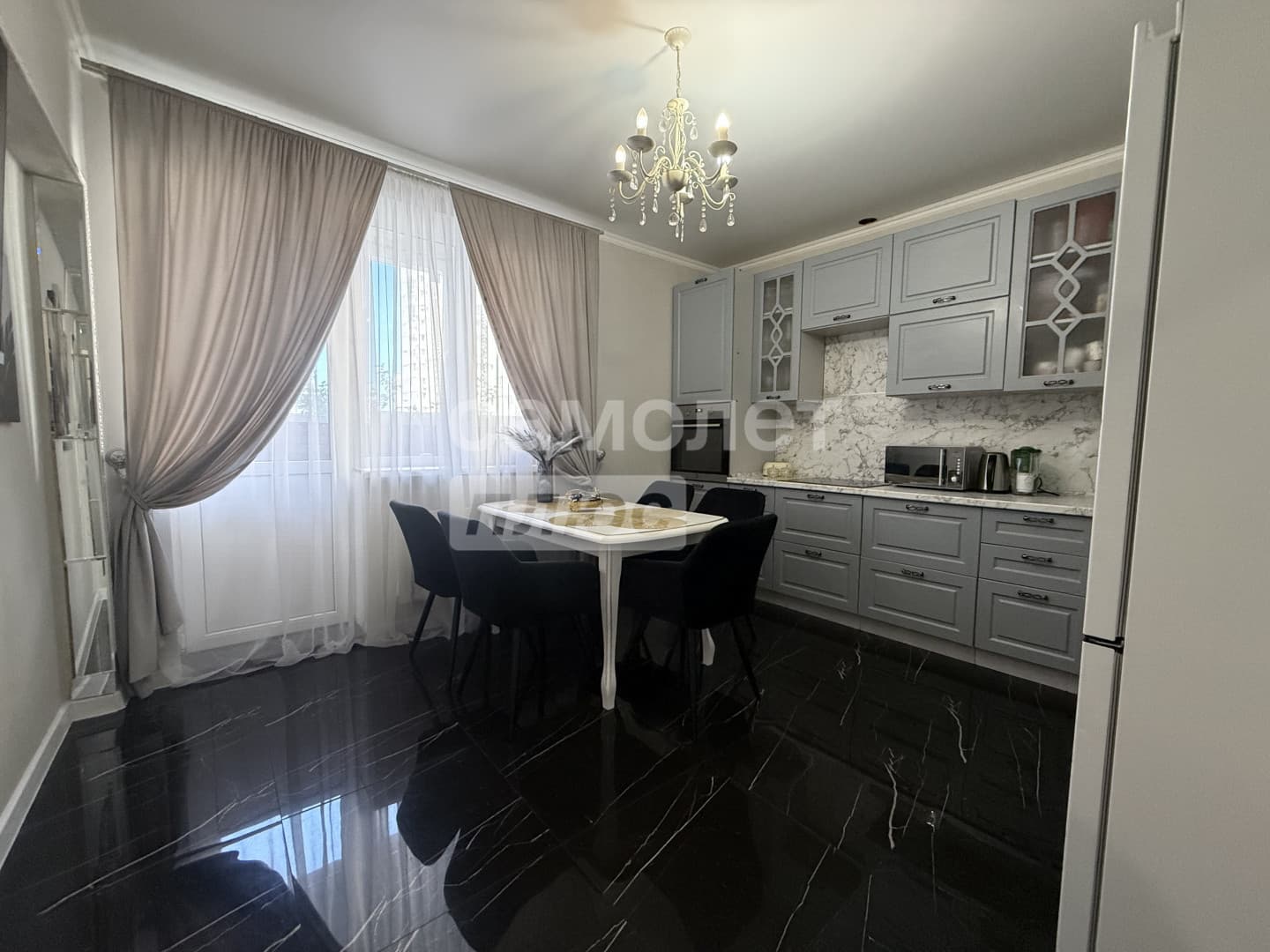 2-комн. квартира, 67 м² — миниатюра 8