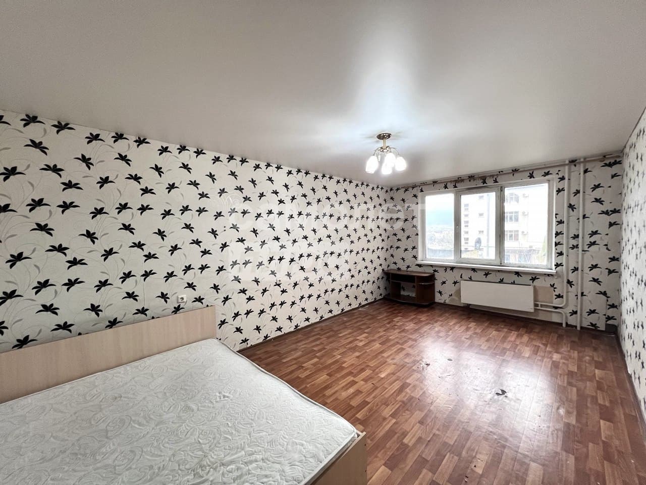 2-комн. квартира, 65 м² — миниатюра 3