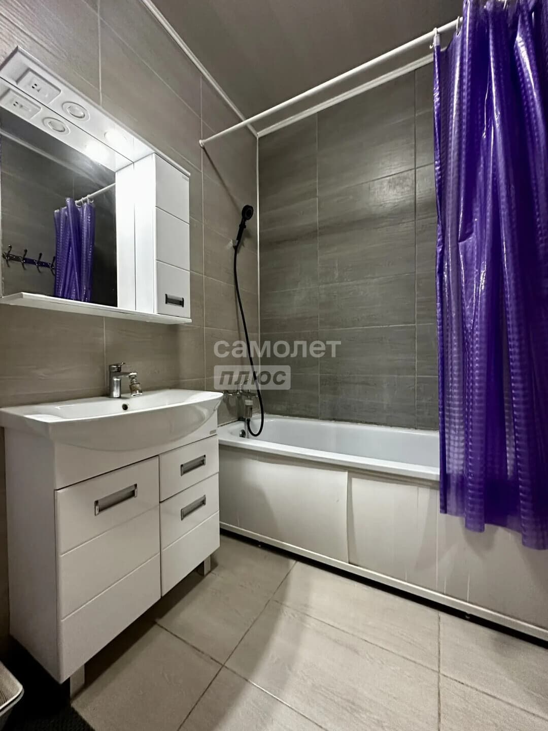 2-комн. квартира, 67 м² — миниатюра 8
