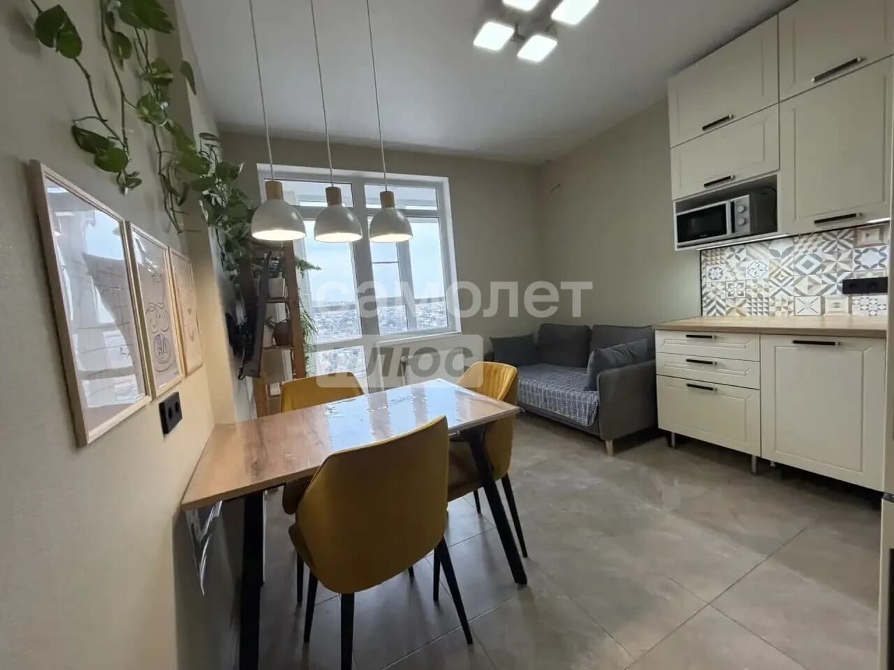 1-комн. квартира, 42 м² — миниатюра 3