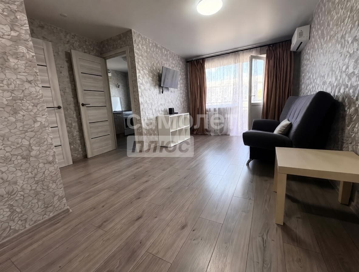 2-комн. квартира, 43 м² — фото 1