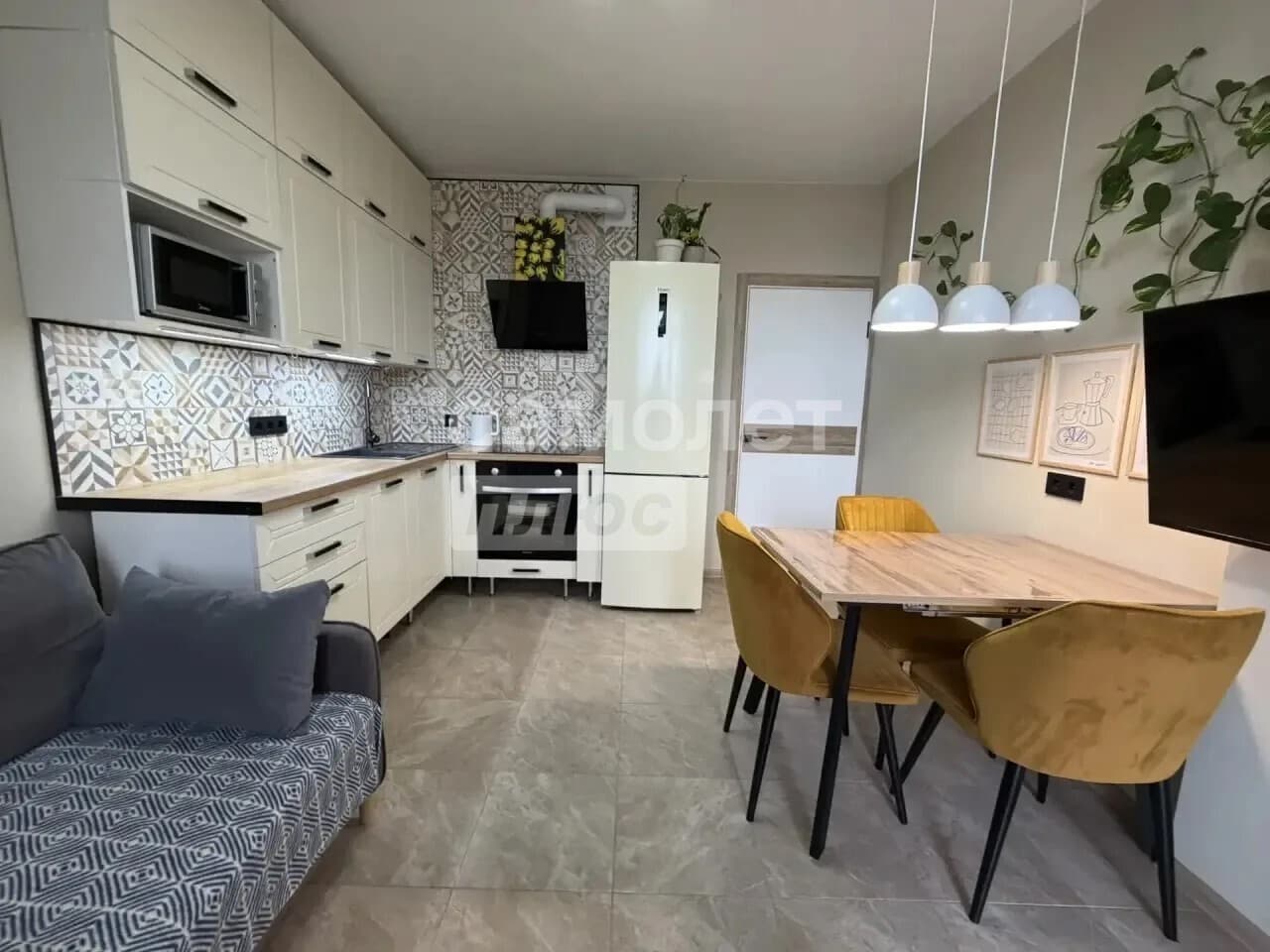 1-комн. квартира, 42 м² — миниатюра 5