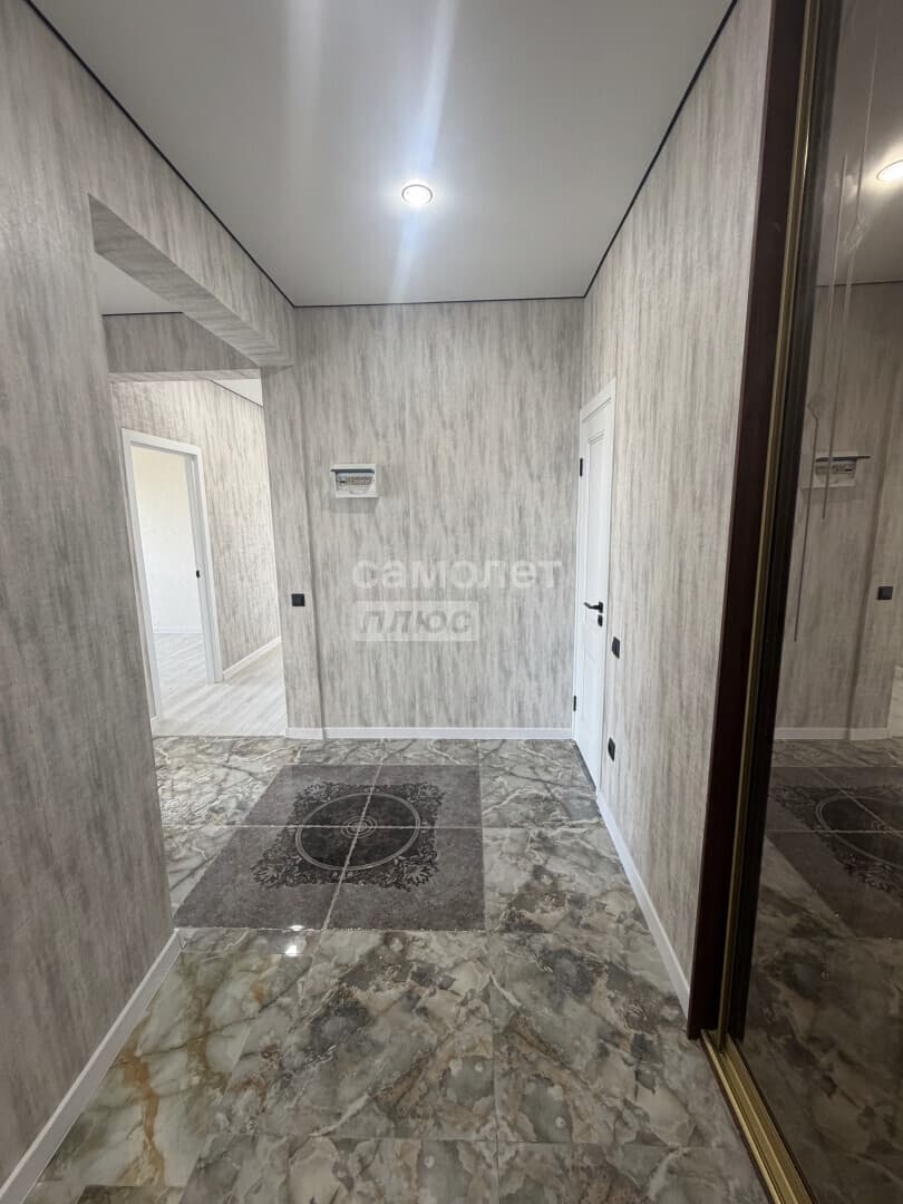2-комн. квартира, 58 м² — миниатюра 2