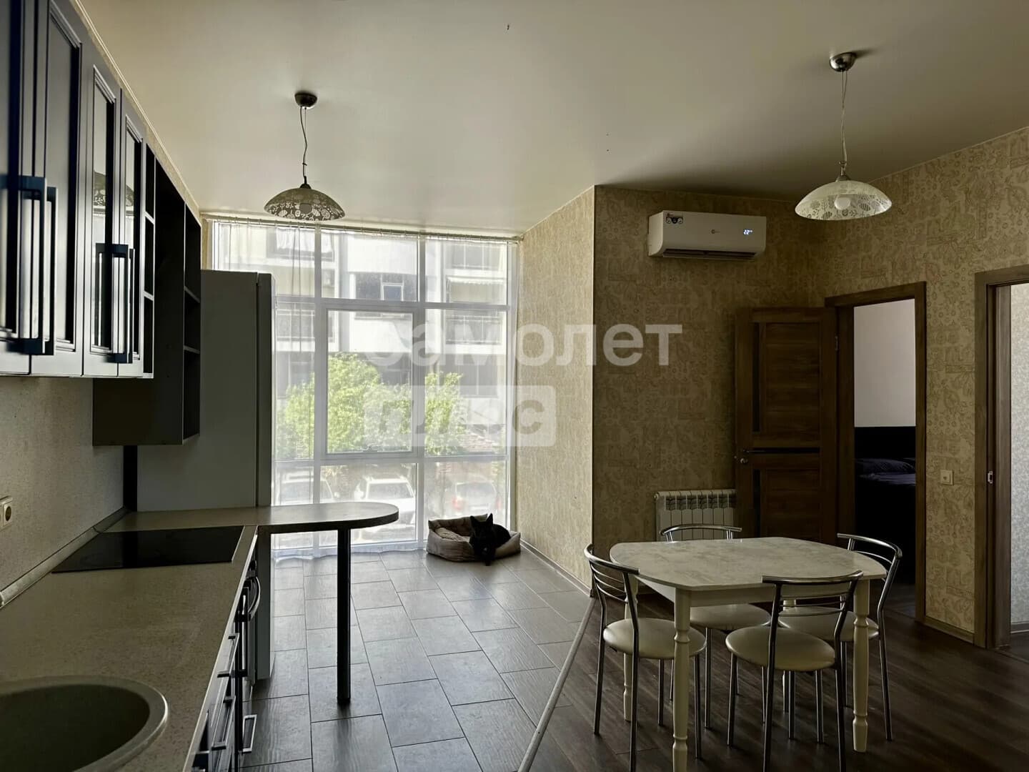 2-комн. квартира, 67 м² — миниатюра 2