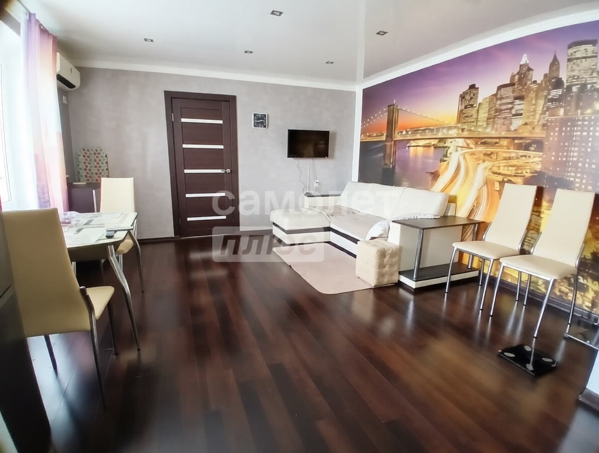 3-комн. квартира, 53 м² — фото 1