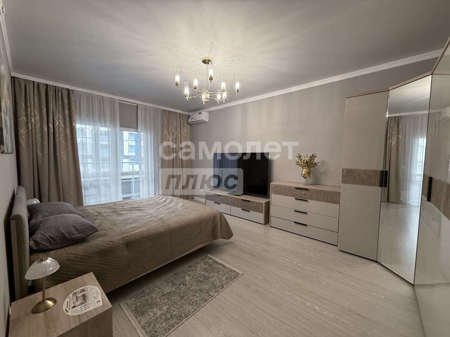 2-комн. квартира, 67 м² — фото 1