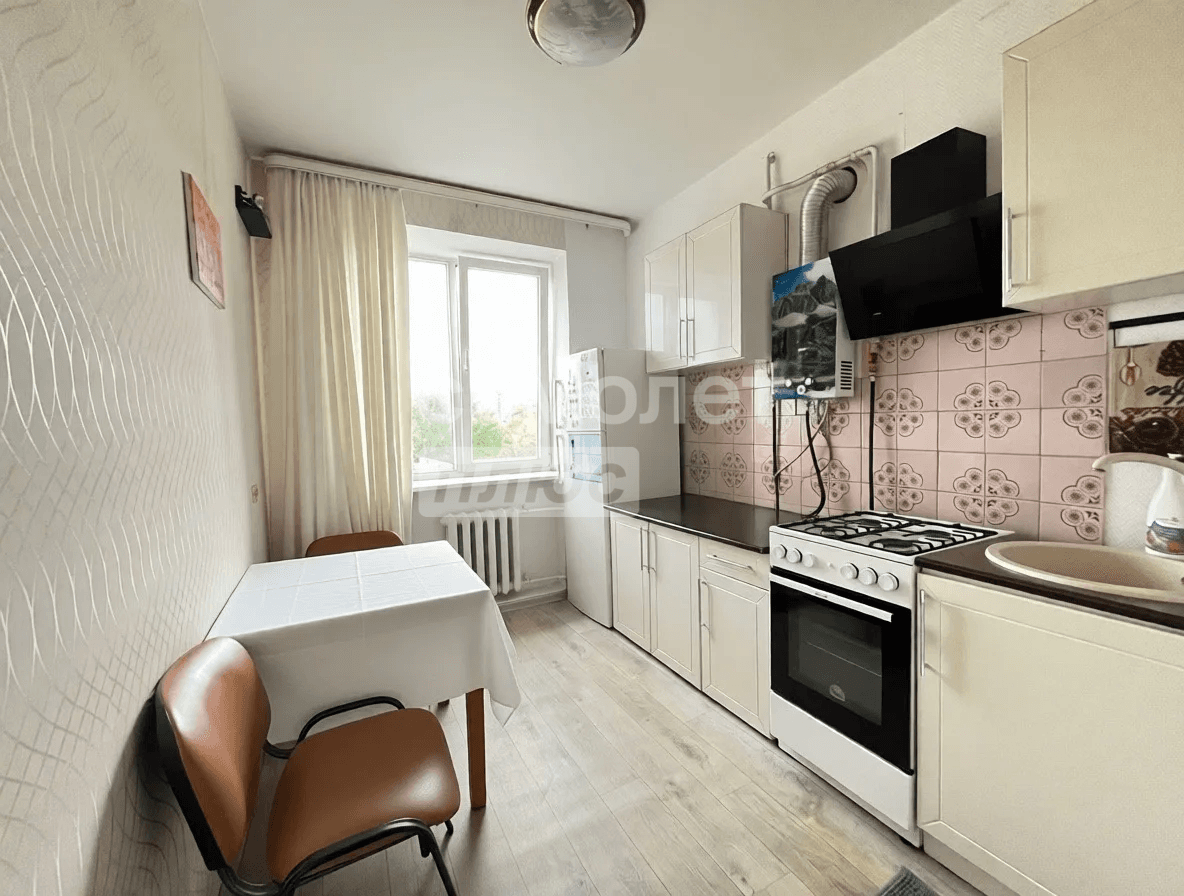 2-комн. квартира, 62 м² — фото 1