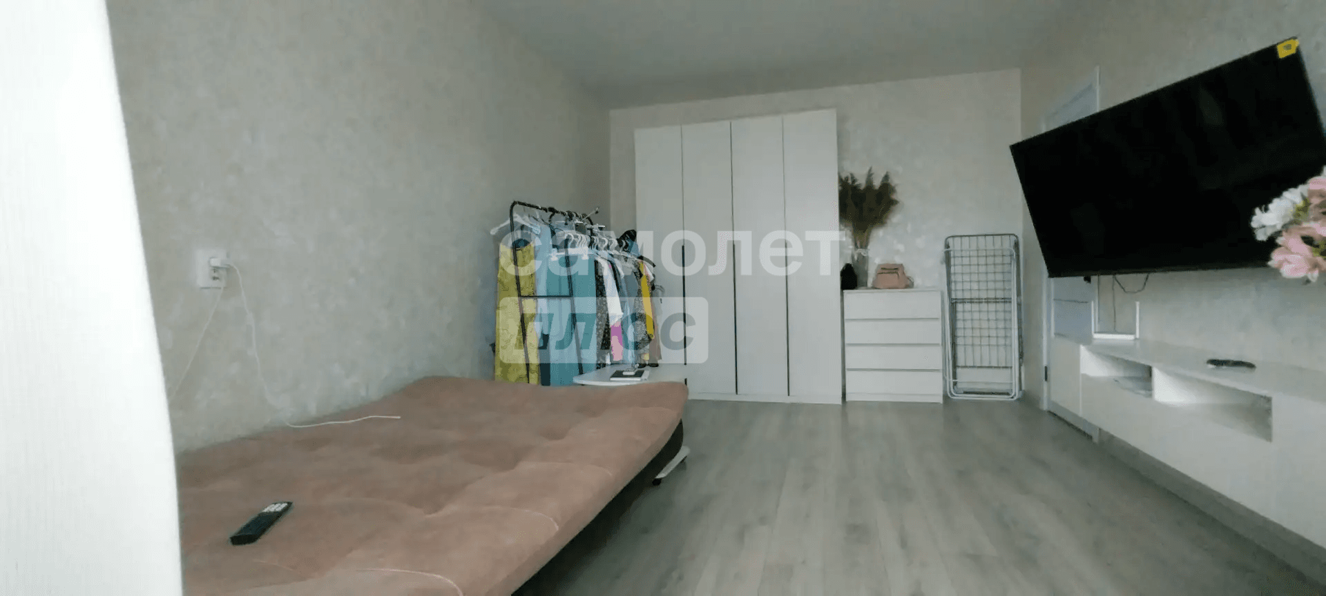 2-комн. квартира, 52 м² — миниатюра 3