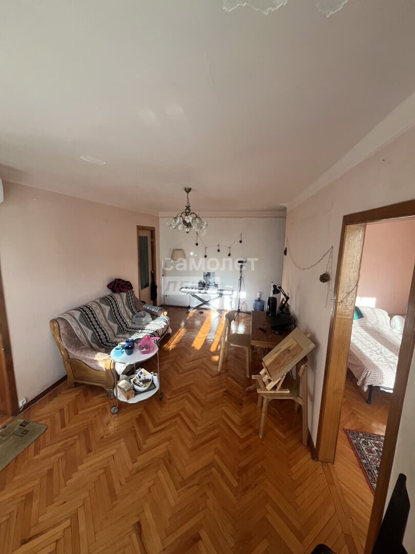 3-комн. квартира, 55 м² — фото 1