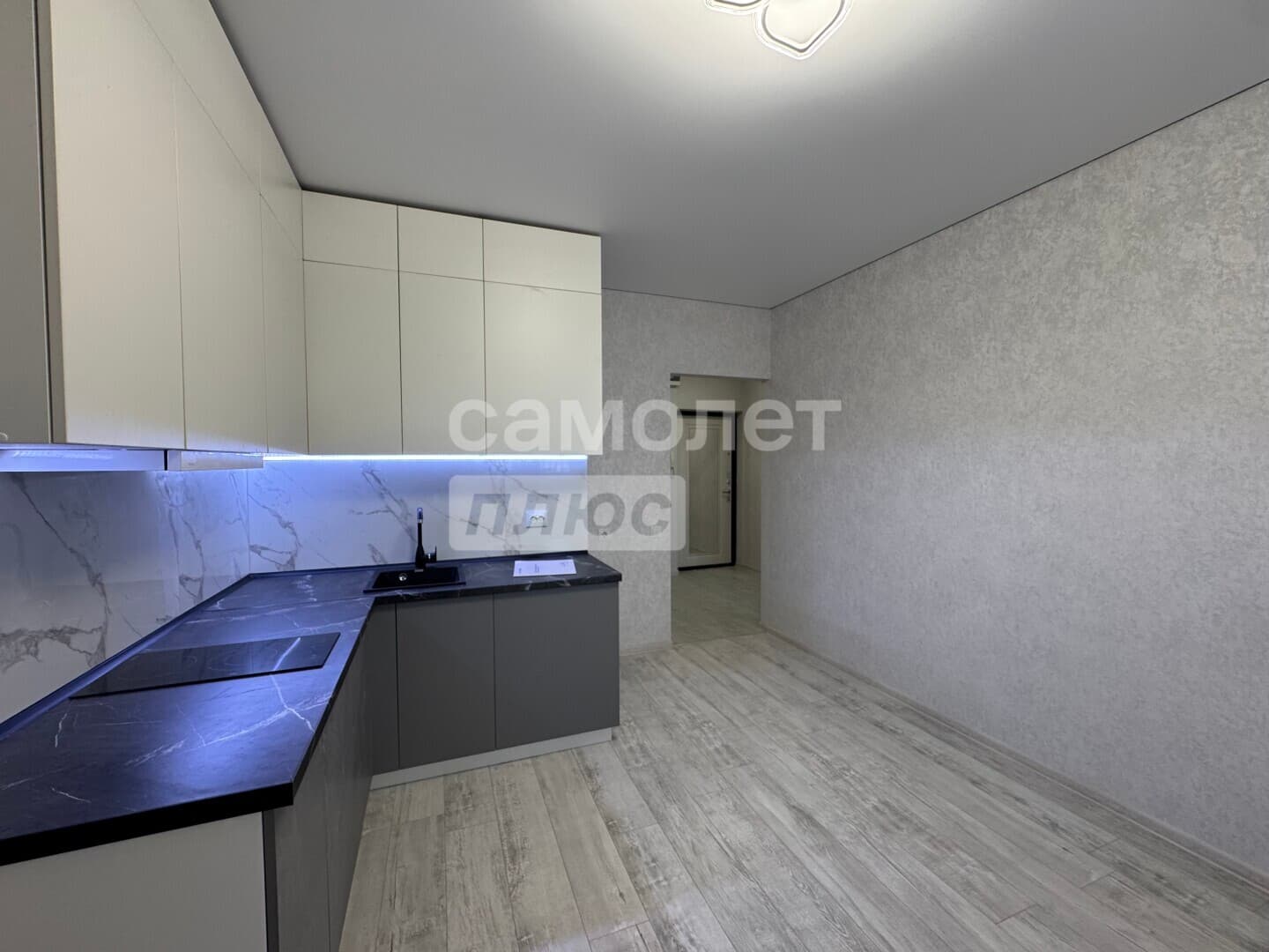 1-комн. квартира, 42 м² — миниатюра 8