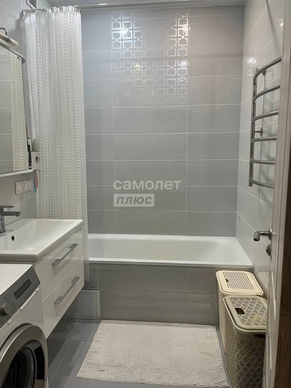 2-комн. квартира, 70 м² — миниатюра 6