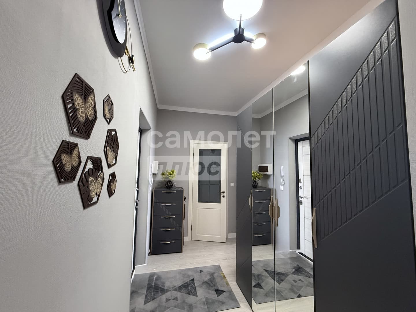 2-комн. квартира, 67 м² — миниатюра 14